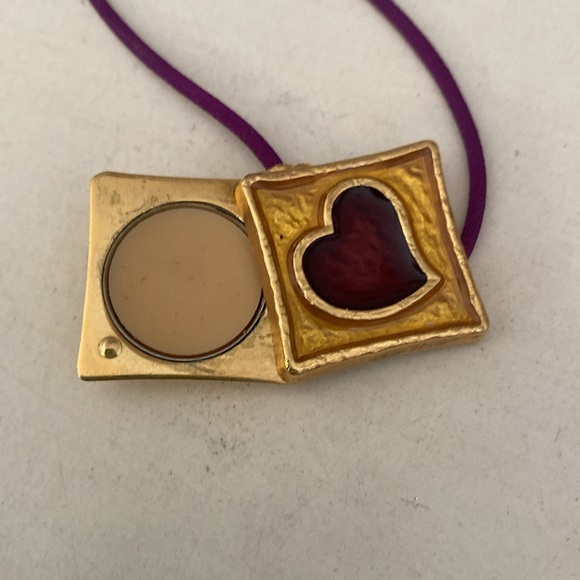 Yves Saint Laurent goldtone locket with red heart.NWOT Fragrance is Opium. - Picture 4 of 4